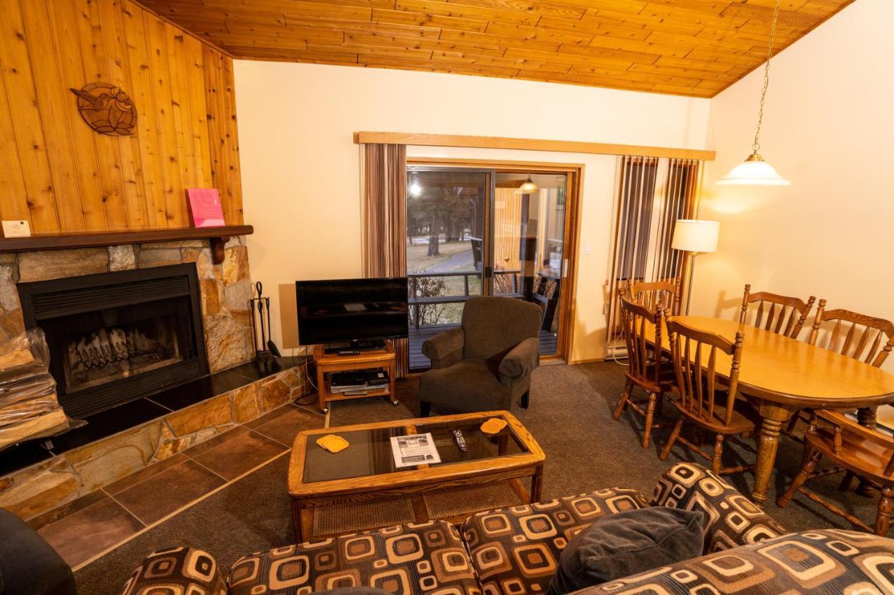 Fairmont Hot Springs Resort Екстер'єр фото
