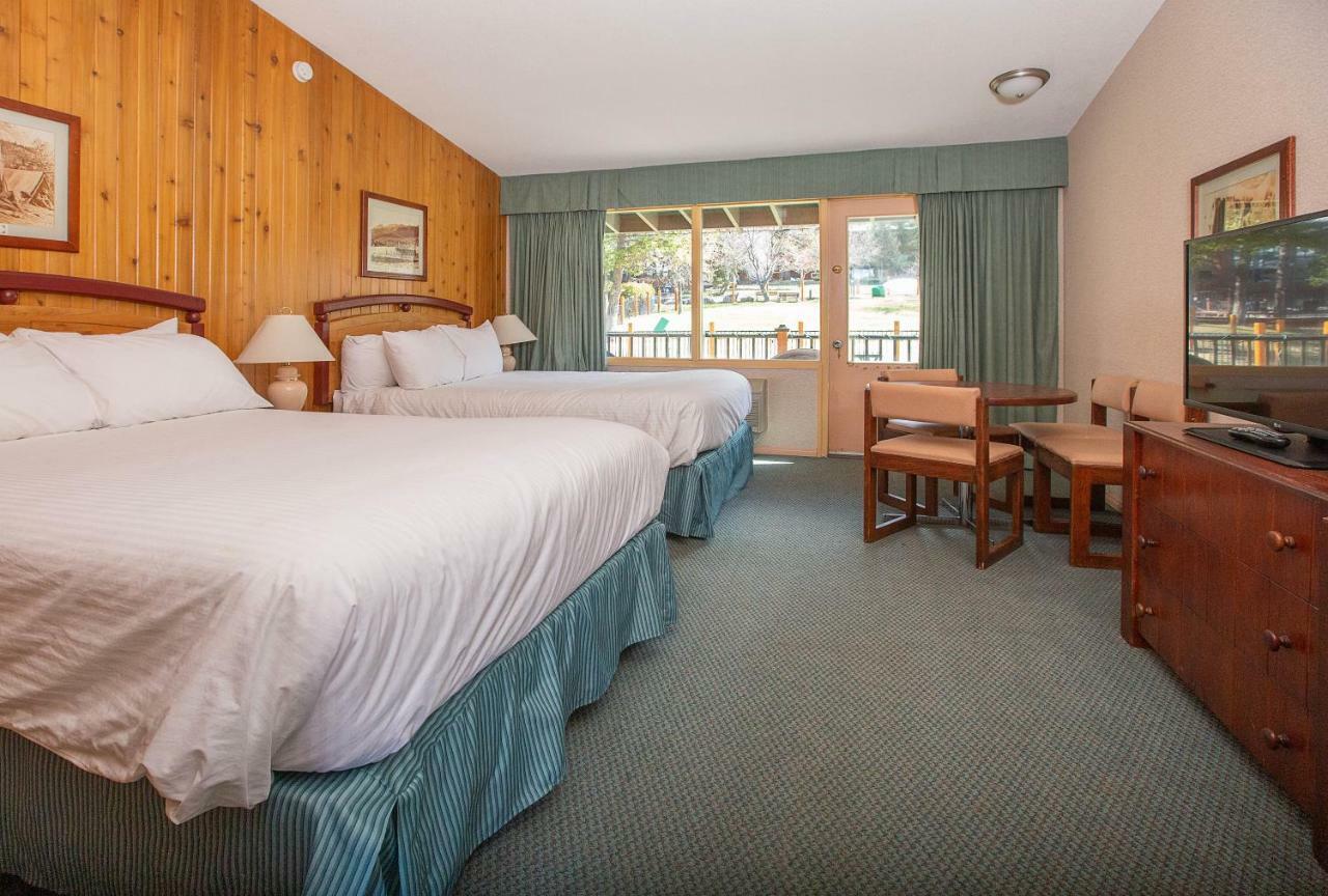 Fairmont Hot Springs Resort Екстер'єр фото