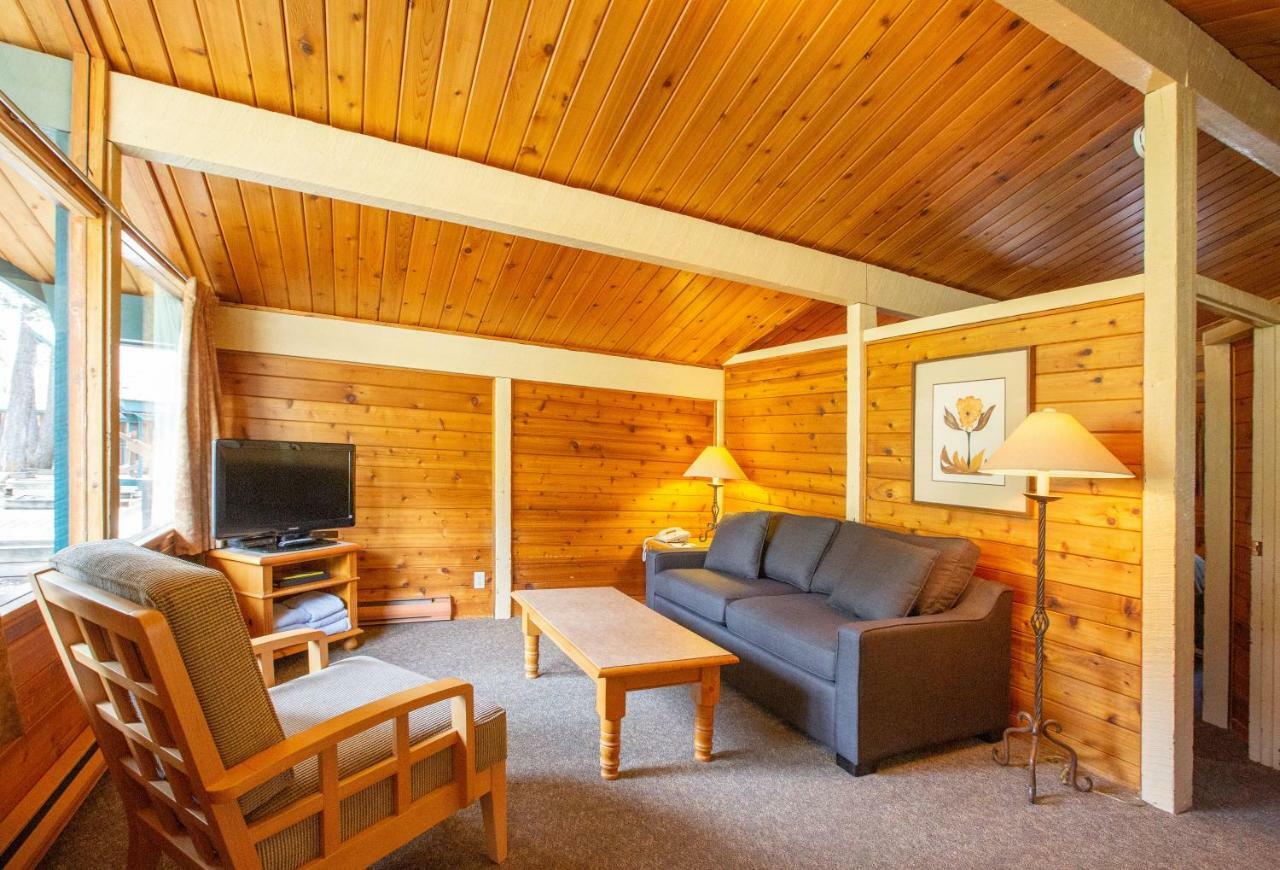 Fairmont Hot Springs Resort Екстер'єр фото