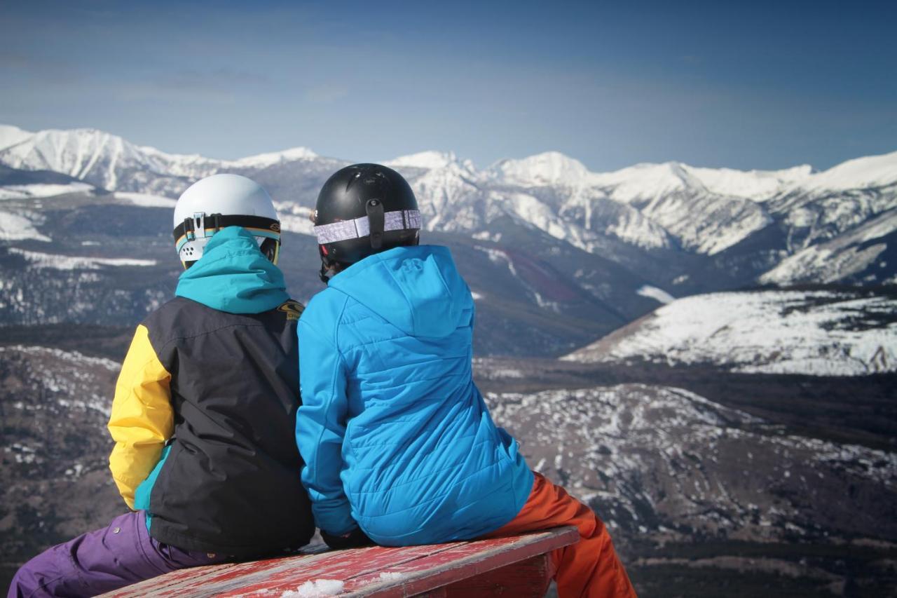 Fairmont Hot Springs Resort Екстер'єр фото